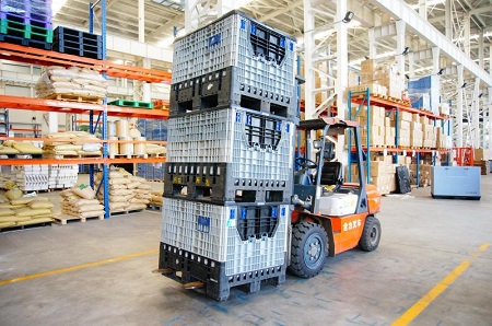  Plastic Pallet Boxes for Material Handling and Storage