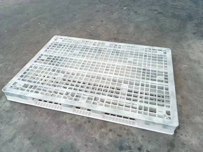 White Long Heavy Duty Industrial Plastic Stacking Pallets