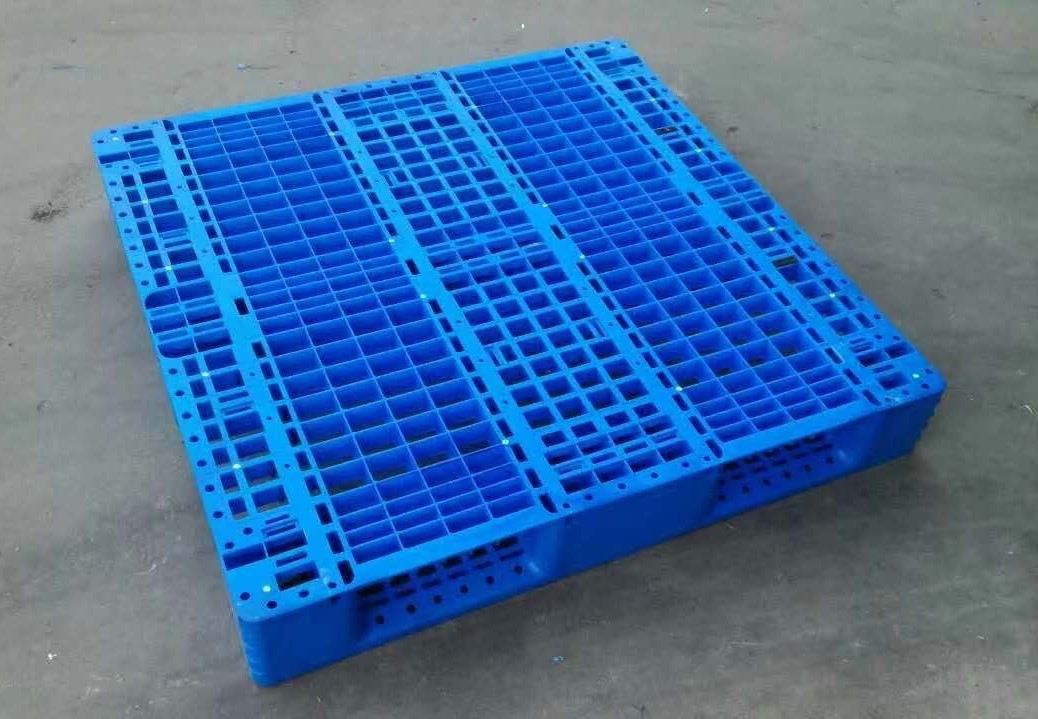43x43 Industrial HDPE Injection Moulded Plastic Forklift Pallets