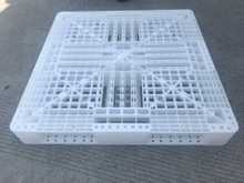 White Square Injection Molded Mesh Stackable Plastic Pallets