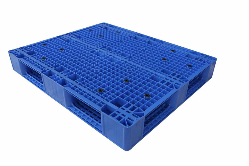 1200 x 1000 Warehouse Fire Retardant Stackable Reversible Plastic Pallets