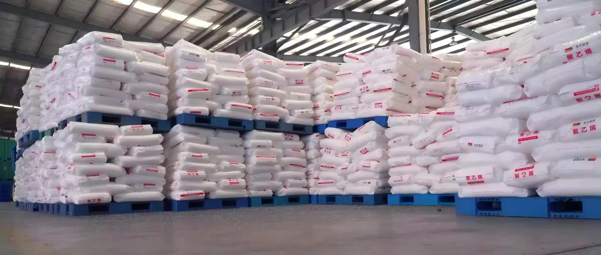 Stackable Plastic Pallets