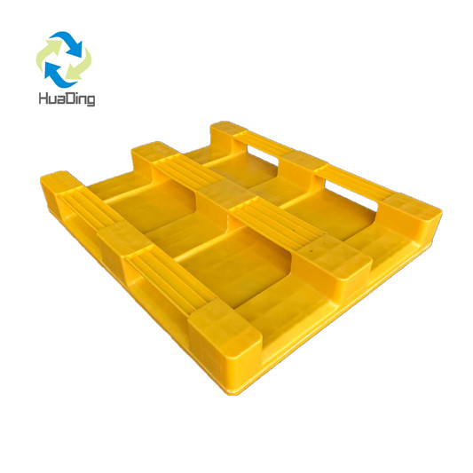 1200*1000 Three Runners Close Deck China Wholesale Plastic Pallet