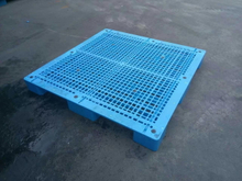 Large Square Fire Retardant Mesh Plastic Floor Pallets