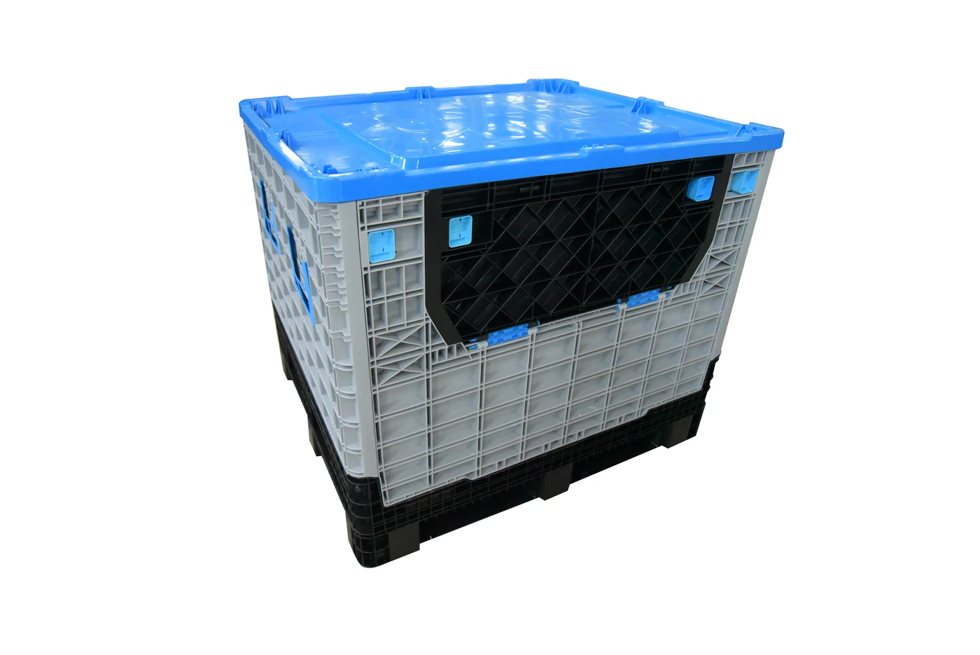 Collapsible plastic pallet container with fitted lid