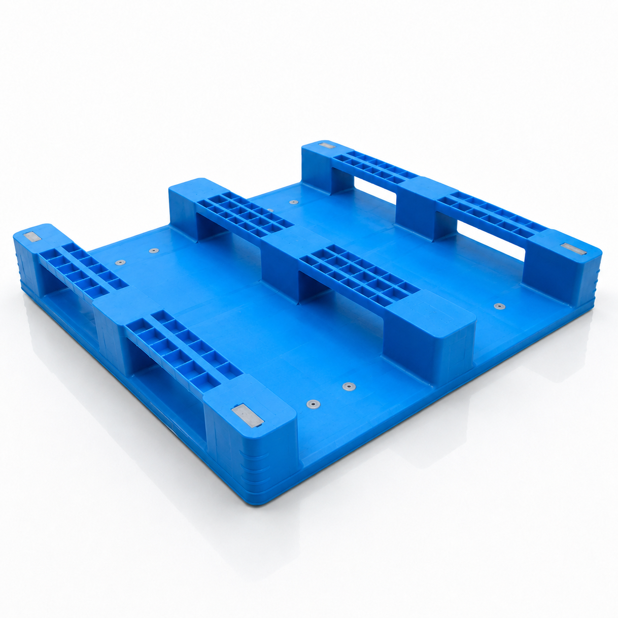 1200x1100x170 mm Three-Runner Solid Top Plastic Pallet