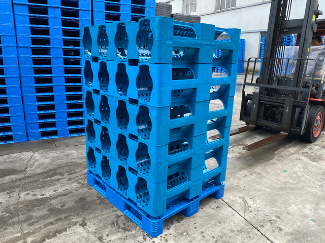 water 5 bottle gallon water bottle pallets turkey Plastic bucket pallet