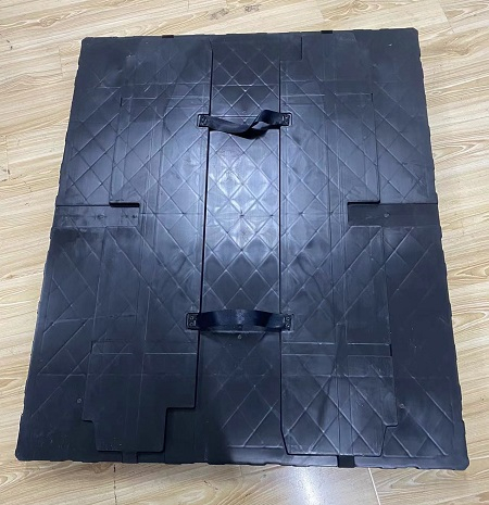 Collapsible Sleeve Pack Container with Injection Molded Plastic Pallets ...