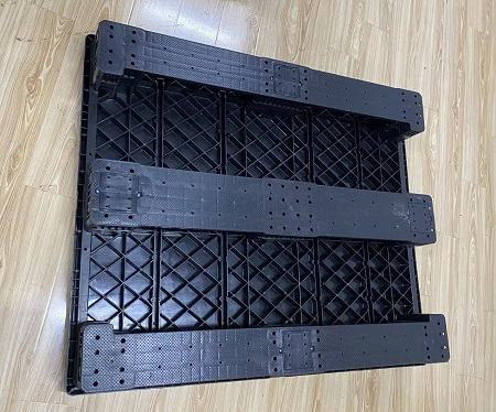 Collapsible Sleeve Pack Container with Injection Molded Plastic Pallets ...