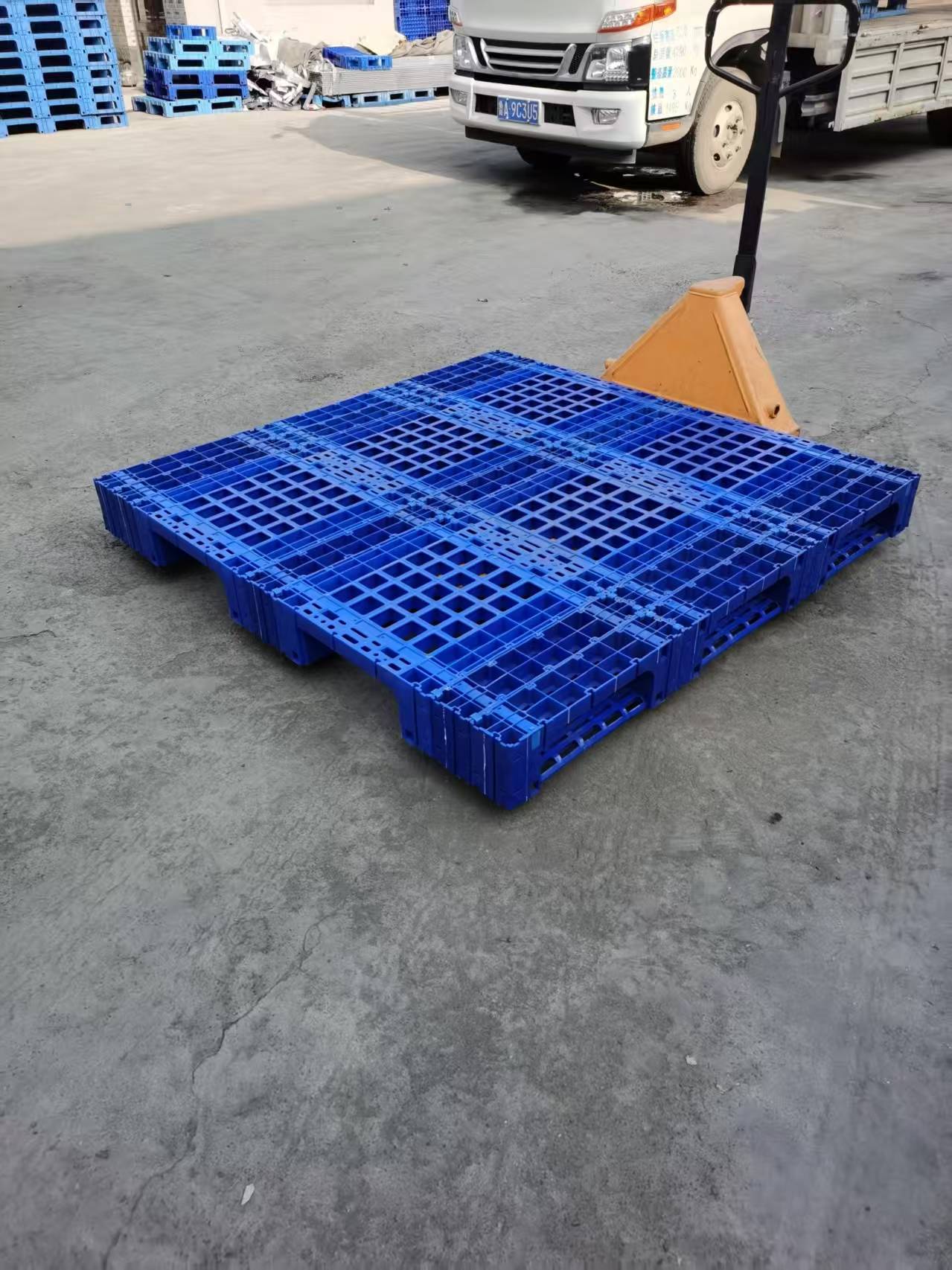1515 modular plastic pallet